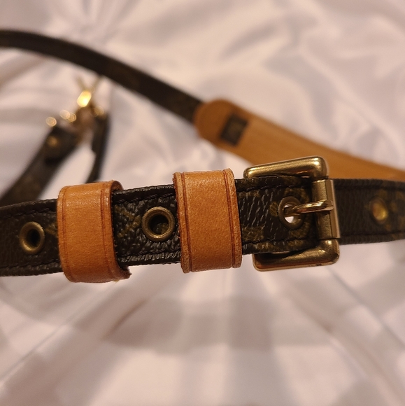 Sold - Picture 3 of 4